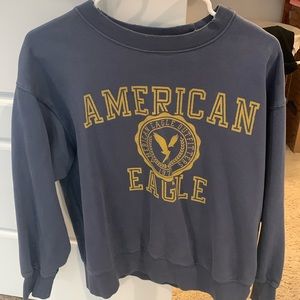 American Eagle XS crewneck